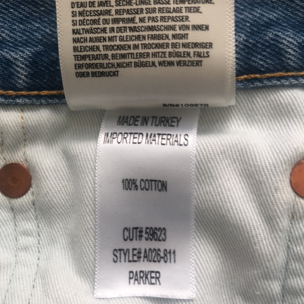 Agolde Parker Cut Off in Swapmeet Mid-Rise Button Fly Denim Shorts Size … - Picture 11 of 15